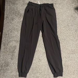 Lululemon gray stretch jogger